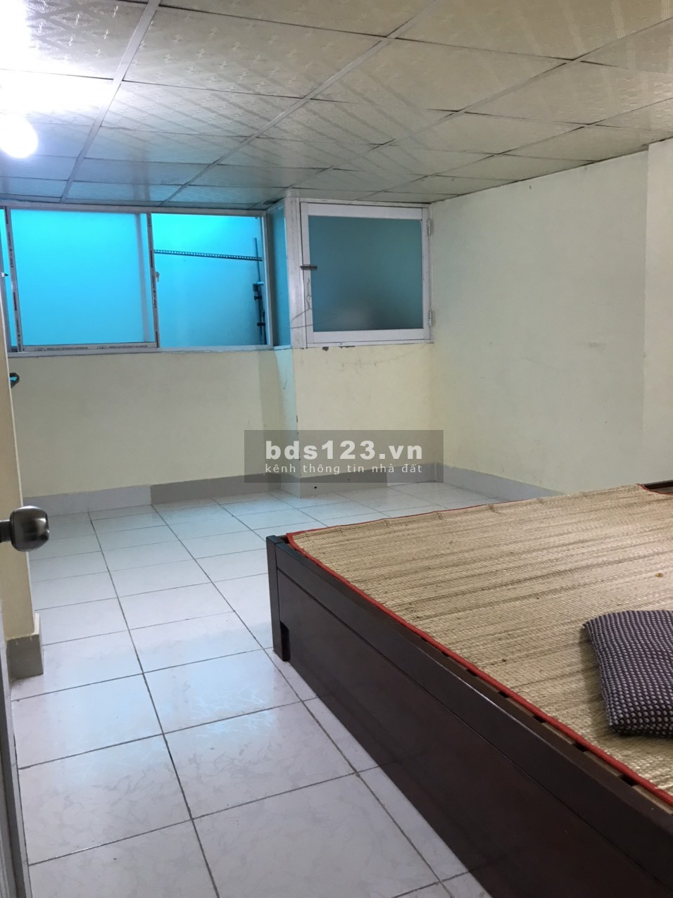 Cho thuê nhà 308-26-23 nguyễn tri phương, p.4, q.10, 3 phòng ngủ, có nội thất, 12tr - th