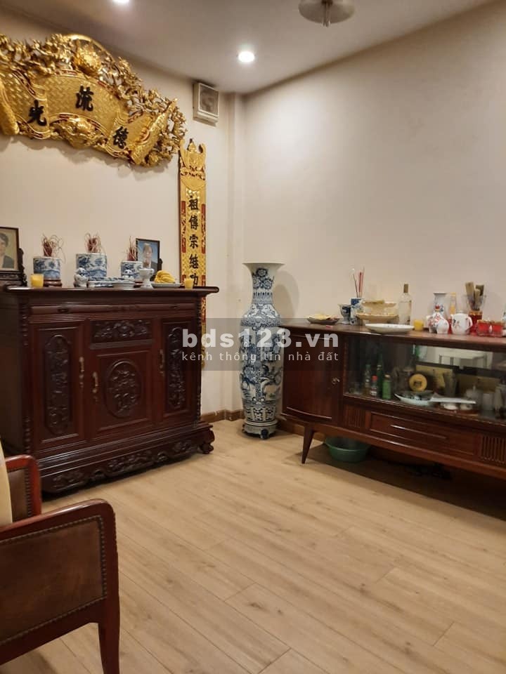 Chính chủ bán nhà khu đô thị Văn Phú Hà Đông, lô góc ô tô…