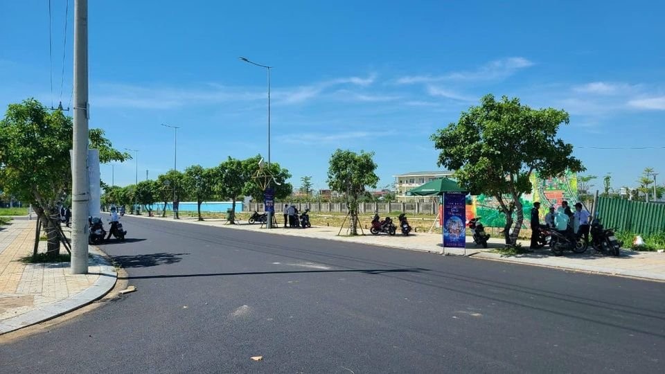Bán nhanh lô đất nền đường Nguyễn Tri Phương, phường Chánh Lộ thành phố Quảng Ngãi