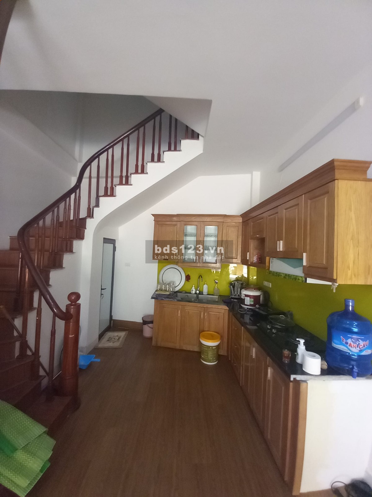 Bán nhà đẹp Trần Phú, kinh doanh ô tô tránh vèo vèo, 35m giá bán 5.5 tỷ