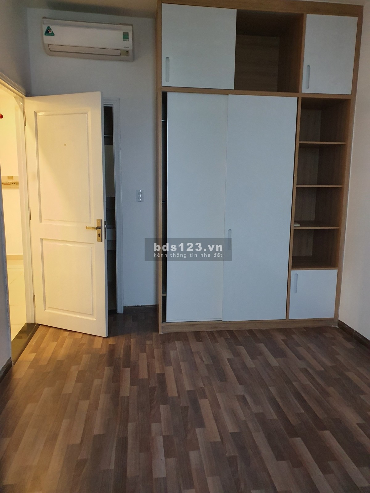 Căn hộ FLorita quận 7 có 2 phòng ngủ với giá bán 3.2tỷ, LH: 0878.162.162