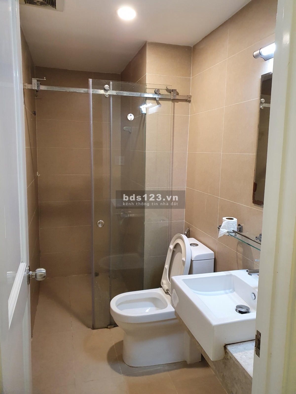 Căn hộ FLorita quận 7 có 2 phòng ngủ với giá bán 3.2tỷ, LH: 0878.162.162