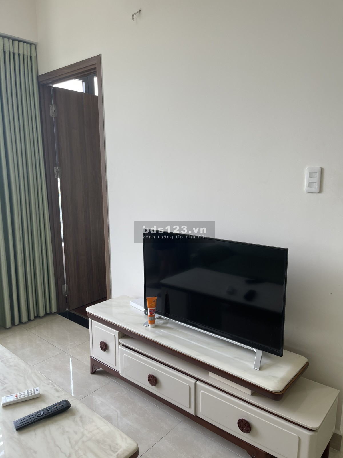 Chính chủ bán căn hộ tầng cao view đẹp cc Centana Thủ Thiêm, dt 64m2, 2 pn, giá 3.2 tỷ