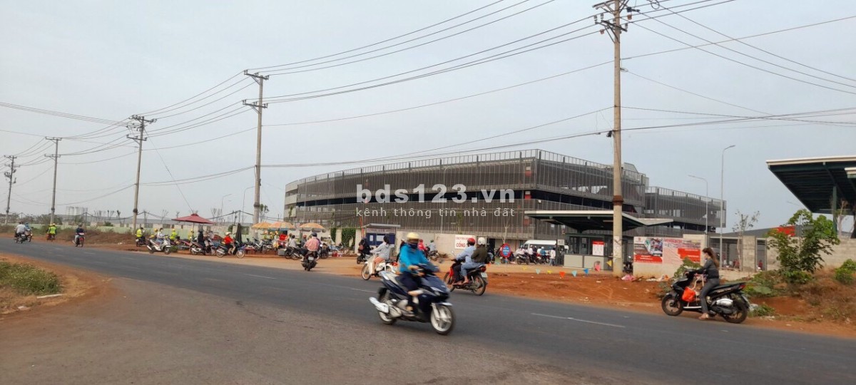Đất tại ngã 4 Dàu Giây, giá đầu tư F0, đường chính khu công nghiệp Dầu Giây