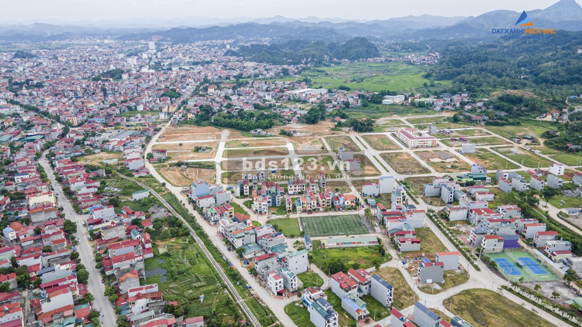 Cần bán đất nền giá rẻ tại Lạng Sơn pháp lý rõ ràng, sổ đỏ phân lô