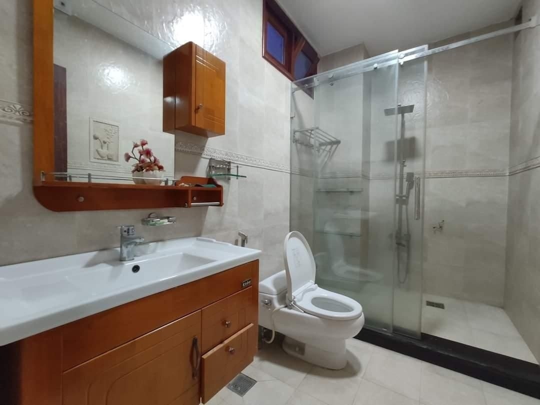 Hẻm nhựa 7m 346 Đường Mã Lò, Bình Trị Đông A, DT66m2, 4x17m, Nhà 3T, 4PN.Giá 5,2 tỉ
