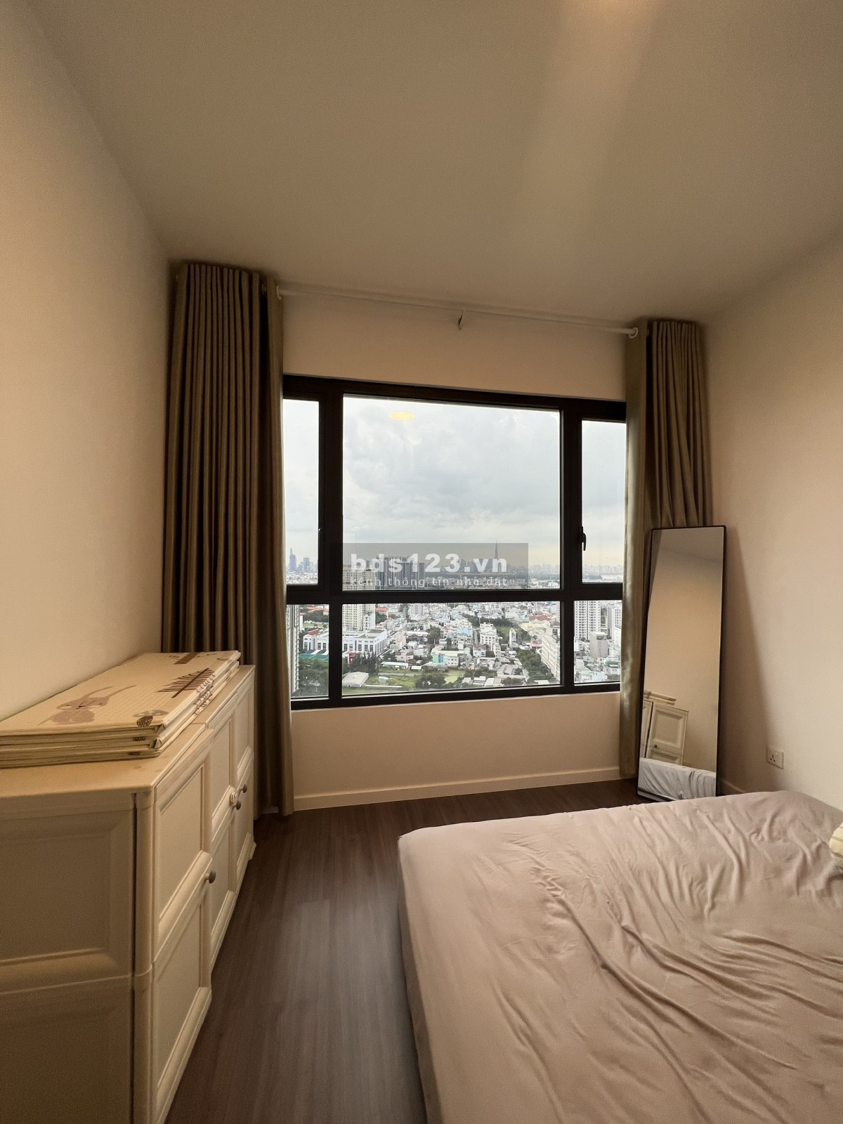 Cho thuê căn hộ The View Riviera Point giá tốt, 105m2, 2PN, gần trường Đài Loan