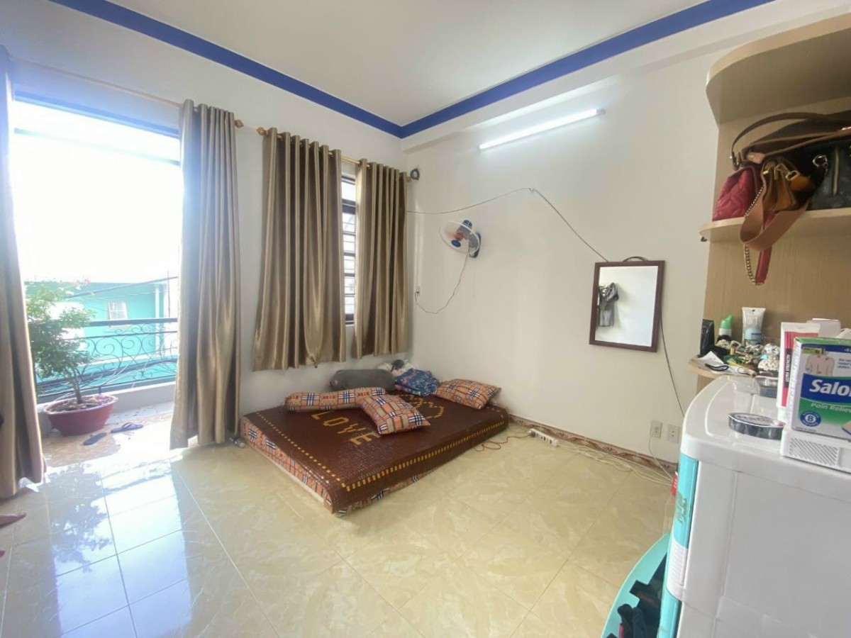 Bán nhà diện tích sử dụng 48m2, Hẻm Xe Hoi. Vườn Lài, Quận Tân Phú