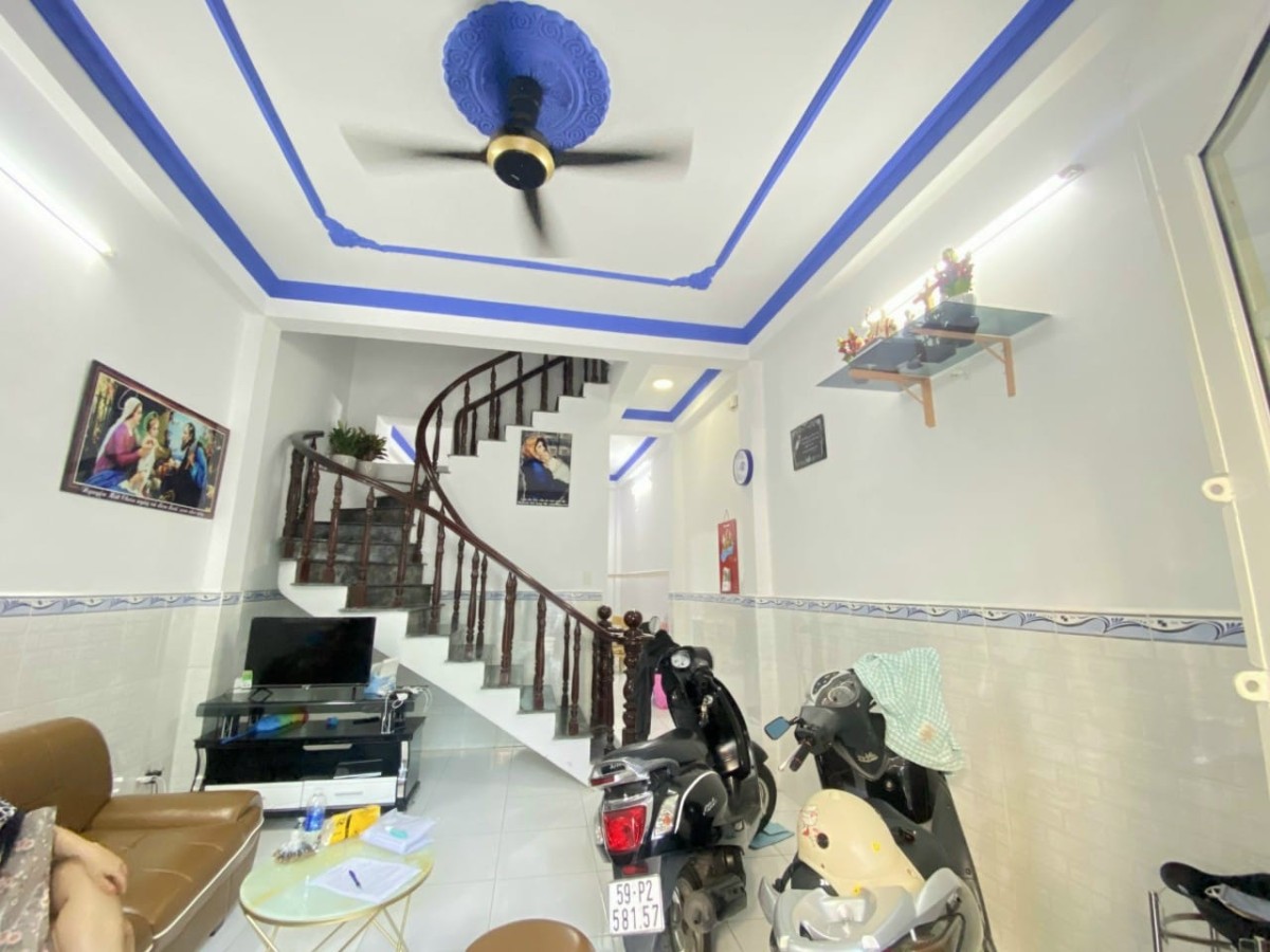Bán nhà diện tích sử dụng 48m2, Hẻm Xe Hoi. Vườn Lài, Quận Tân Phú