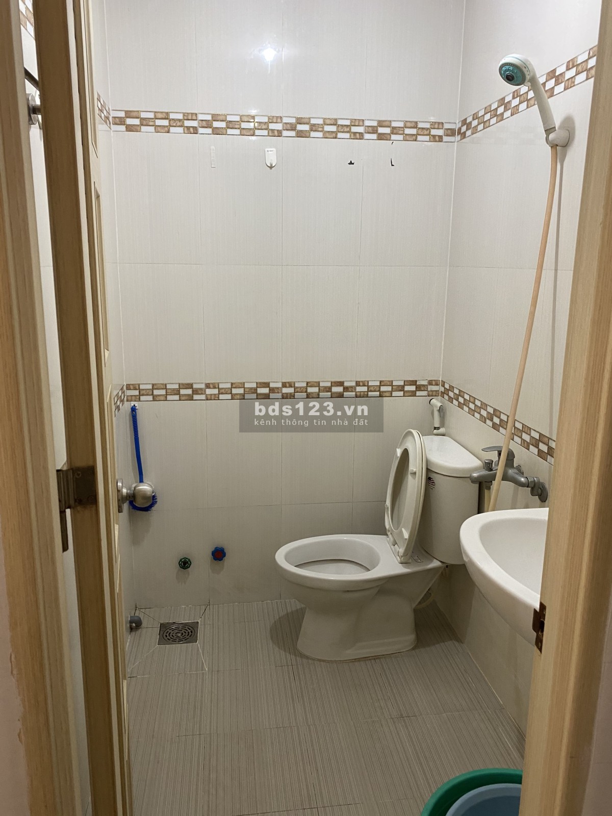 Căn hộ dịch vụ sạch thoáng có ban công, khu an ninh, giờ tự do Quận 6