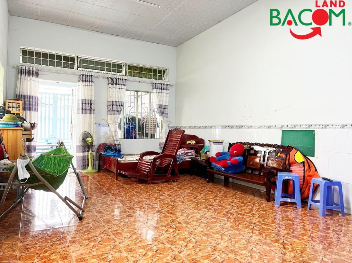 Bán nhà ở Khu Cư Xá Công An B5 123m2 (6,3 x20) SHR THỔ CƯ 100%, chỉ 4,5 tỷ