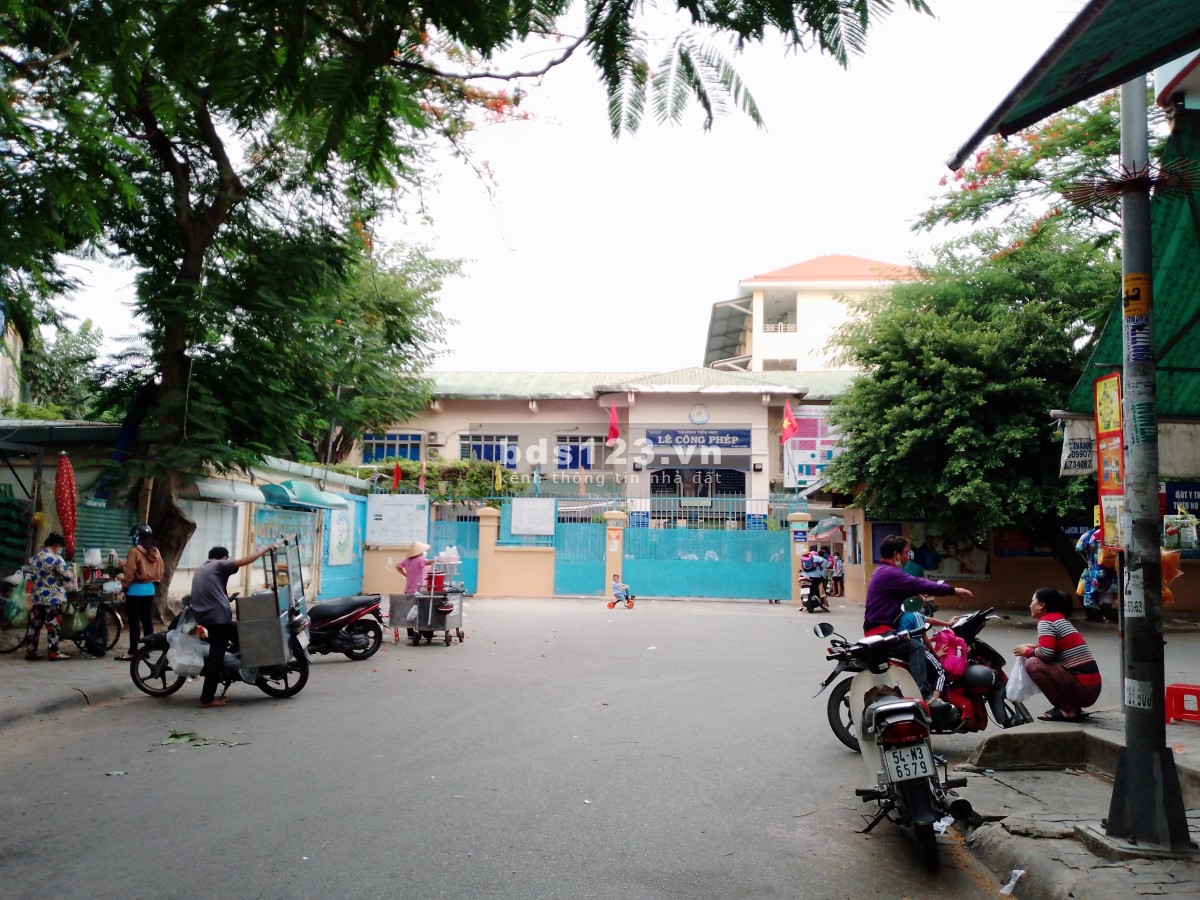 Bán nhà 2 mặt tiền khu dân cư đông Lê Công Phép Quận Bình Tân, giá 10.5 tỷ