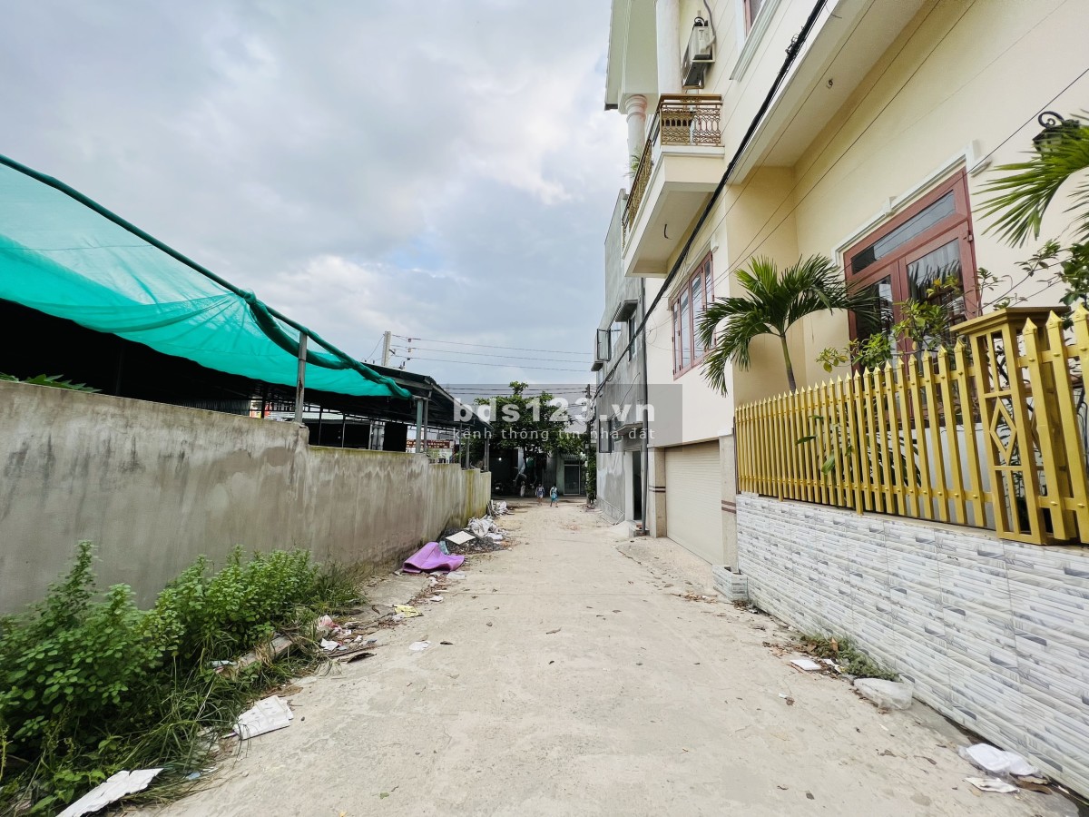 Nhà biệt thự bán gấp gần trường Cao Đẳng Nghề số 8 Long Bình, DT 259m², nhỉnh giá 4,4 tỷ đồng