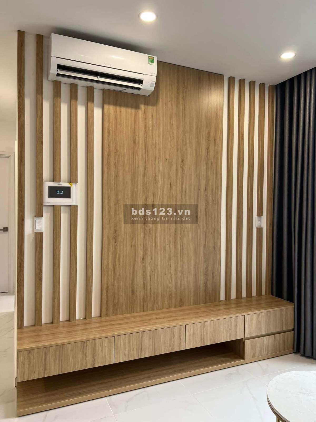 Nợ ngân hàng bán gấp căn hộ 2PN D Lusso, DT 71m2, view sông, 4.2 tỷ, 0903681920