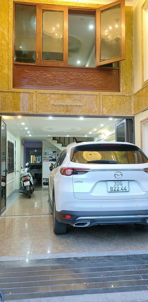 Bán nhà 5 tầng diện tích 75m2, Tư Đinh, gara ô tô tránh, giá 7.6 tỷ, lh 0912677029