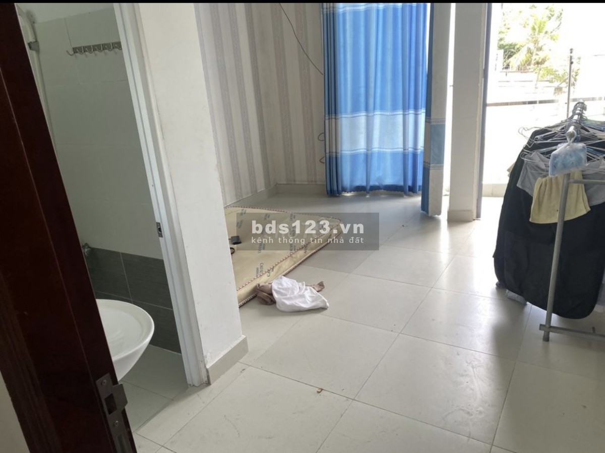 Bán nhà 1 trệt 1 lầu hẻm xe hơi đường Thạnh Xuân 52 Quận 12