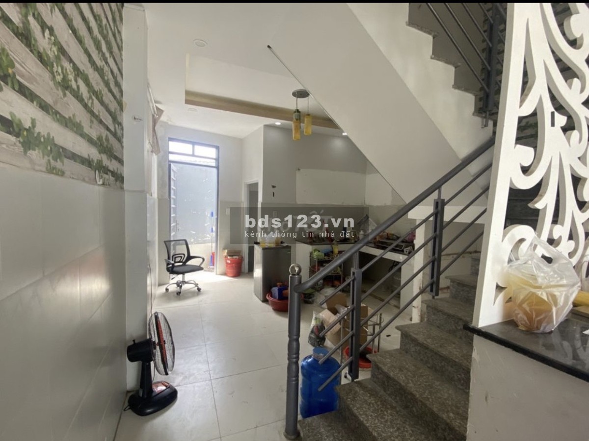 Bán nhà 1 trệt 1 lầu hẻm xe hơi đường Thạnh Xuân 52 Quận 12