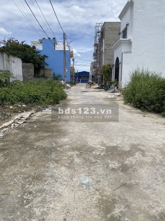 Bán nhà 1 trệt 1 lầu hẻm xe hơi đường Thạnh Xuân 52 Quận 12