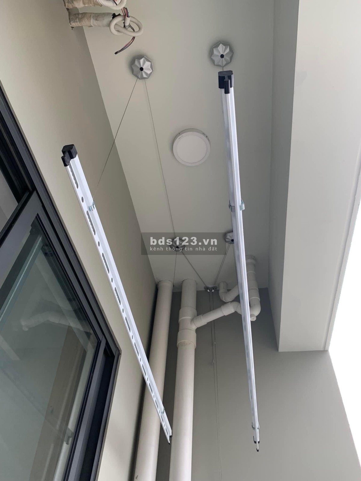 Cho thuê căn hộ Bcons Green View căn 2PN 2WC chỉ từ 5Tr/tháng lhcc 0903379605