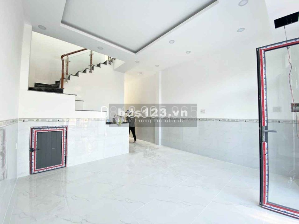 Nhà Bình Chánh sổ hồng riêng, gía rẻ bất ngờ nhận nhà ngay, ngân hàng hỗ trợ 50% giá trị nhà