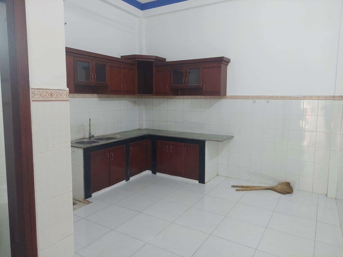 Nhà hiếm hẻm xe tải gần UBND Quận Bình Tân, khu dân cư an ninh, DT 84m²
