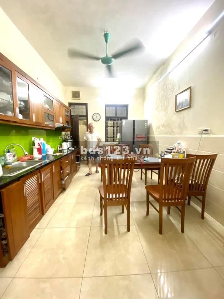Bán nhà Đội Cấn, Ba Đình DT 45m² có 2 thoáng khu PL - Ô TÔ TRÁNH - KINH DOANH ĐỈNH
