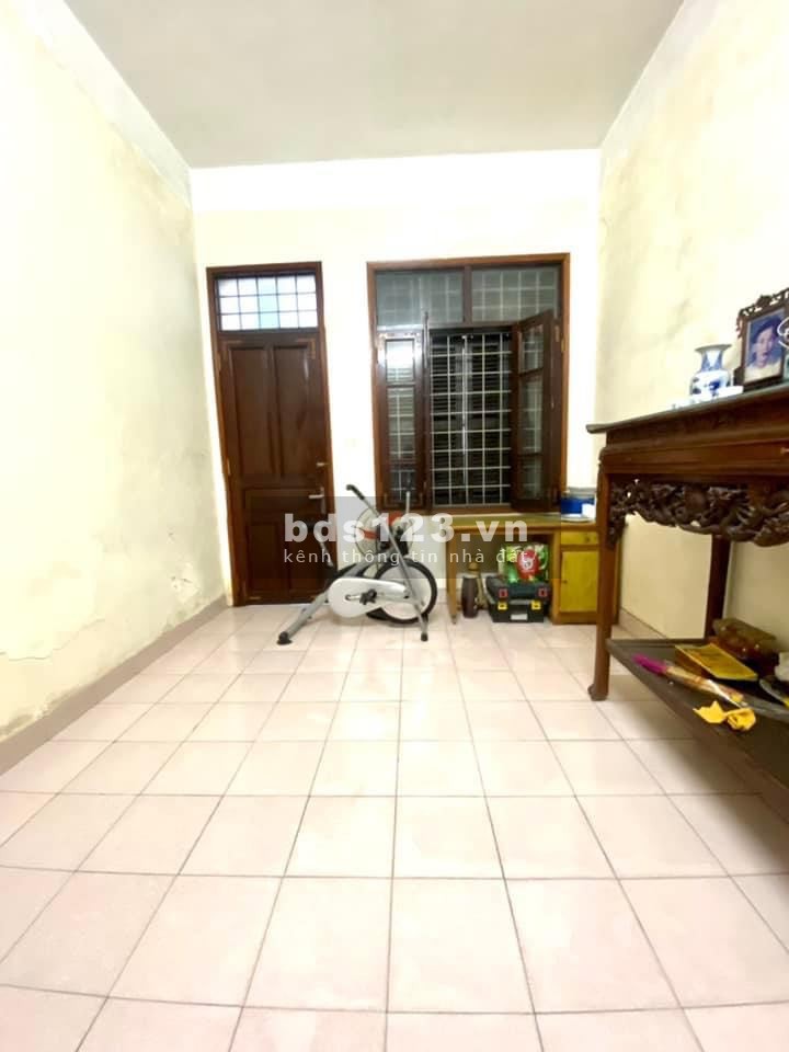 Bán nhà Đội Cấn, Ba Đình DT 45m² có 2 thoáng khu PL - Ô TÔ TRÁNH - KINH DOANH ĐỈNH