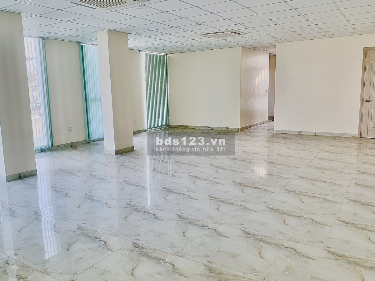 Cho thuê nhà làm mặt bằng kinh doanh hoặc làm văn phòng liên hệ 0908470402