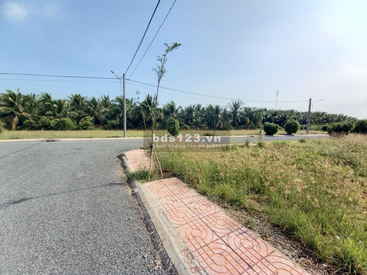 Bán đất nền giá rẻ chưa từng có tiện ích xung quanh đủ, lh 0947545851