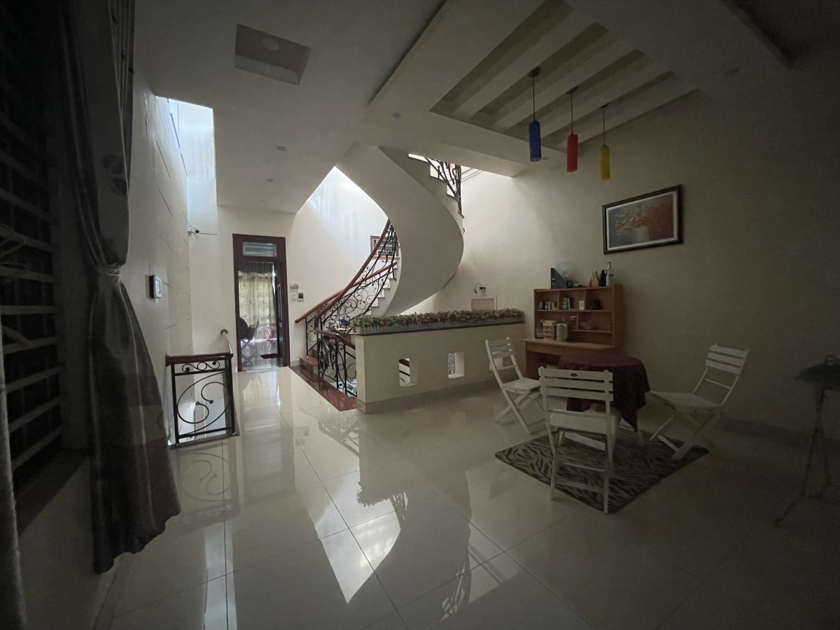 Bán nhà P.Tam Hiệp 1t2l dt 165m2 giá 8 tỷ 1 thương lượng chính chủ