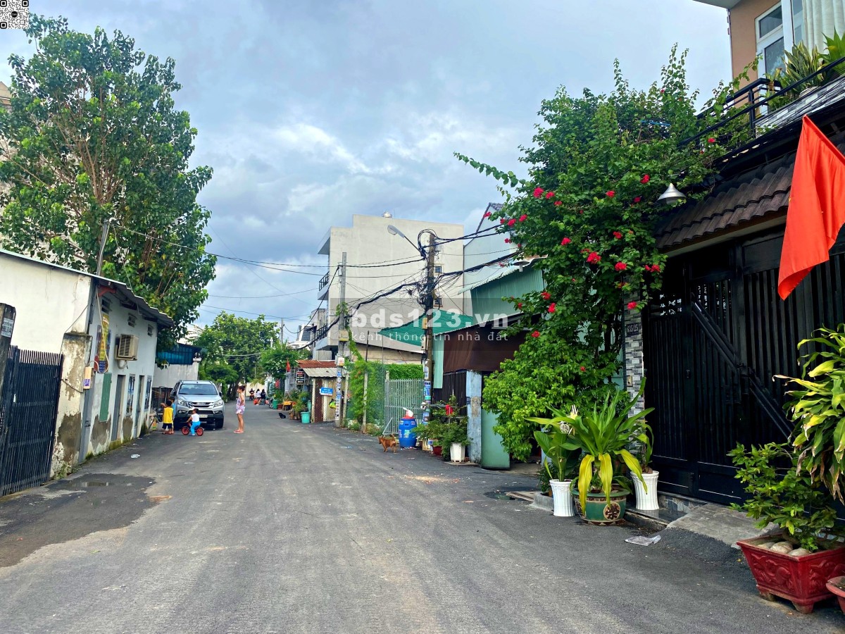 Bán lô đất mặt tiền ven sông Sài Gòn ngay Quốc Lộ 13, Thủ Đức, dt 56.7m2, đường 8m, giá 5 tỷ
