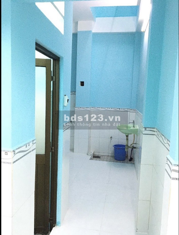 Bán nhà 1 trệt 1 lầu hẻm xe hơi Hương Lộ 2 Bình Tân liên hệ 0916115185