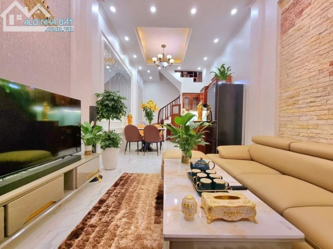 Bán nhà Khương Trung, Thanh Xuân, 42m2x4T, mới đẹp, tặng nội thất, 3.8 tỷ(TL)