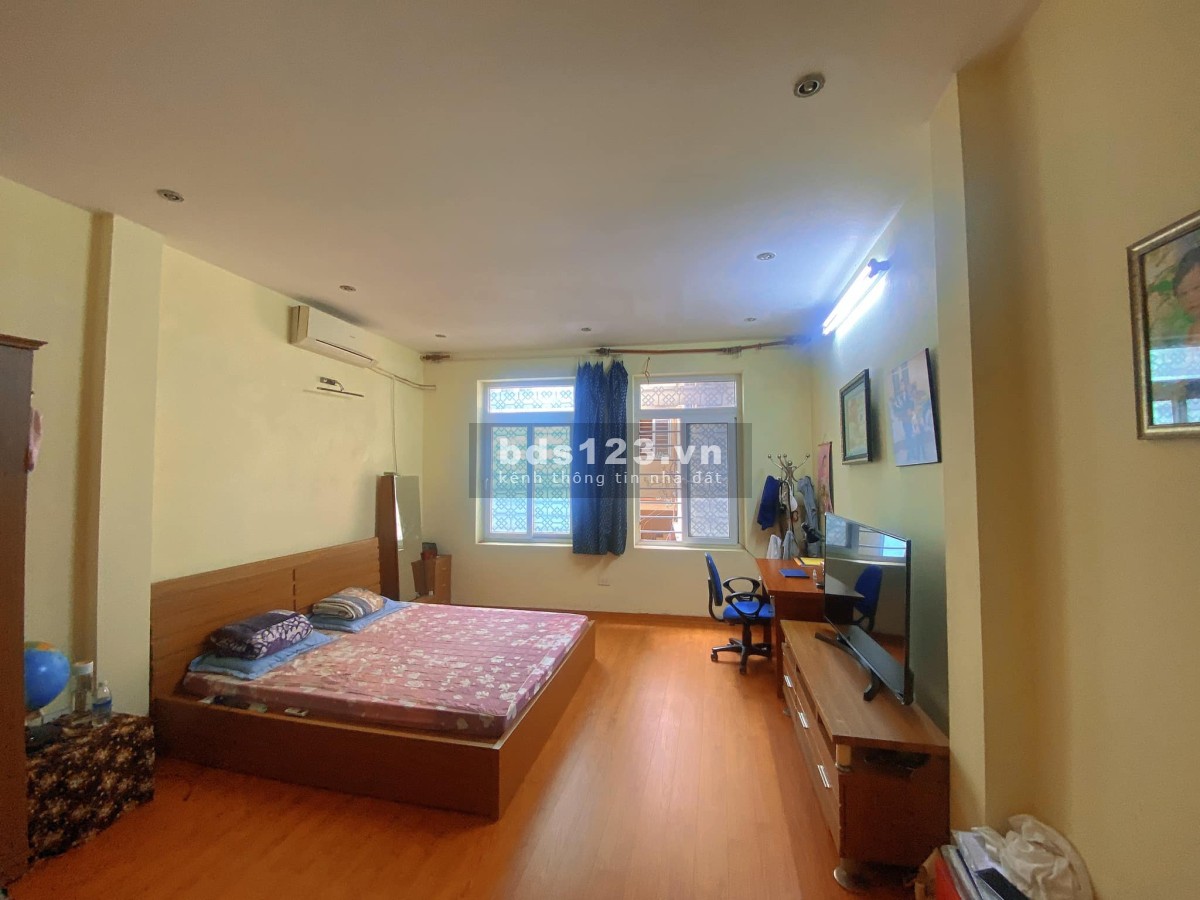 Bán nhà ngõ Yên Hoà Cầu Giấy diện tích 42m2, 4 tầng mt 4.2m, giá 4.98 tỷ