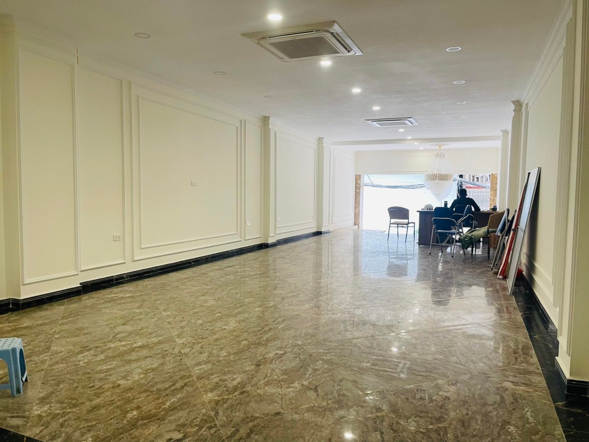 Bán nhà nguyên căn siêu đẹp phố Võ Chí Công, dtsd 104m2, 9 tầng, nhỉnh 34 tỷ