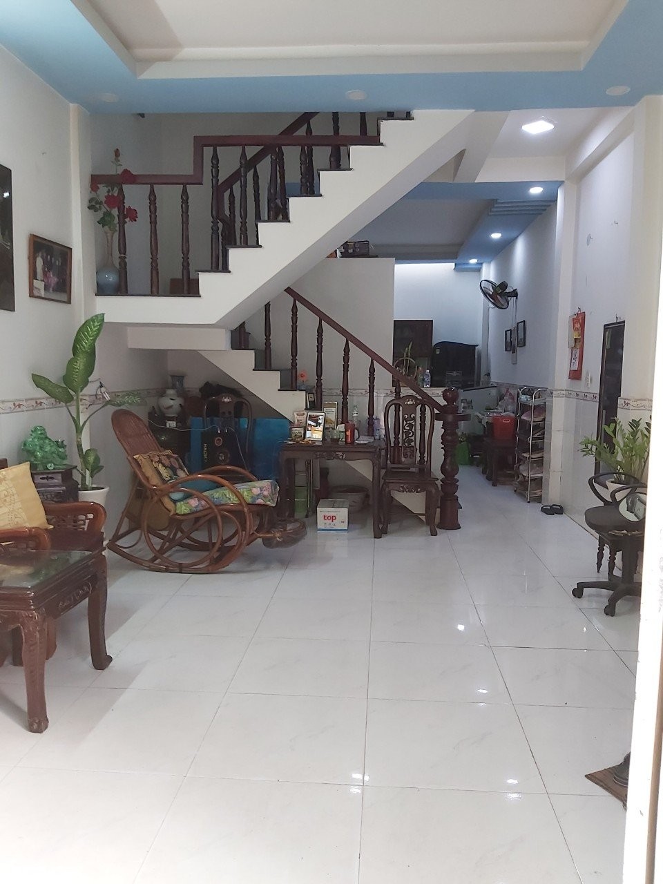 Nhà 4 tầng mặt tiền thụt Mễ Cốc Quận 8, diện tích sử dụng 50m2 Giá 4.8 Tỷ