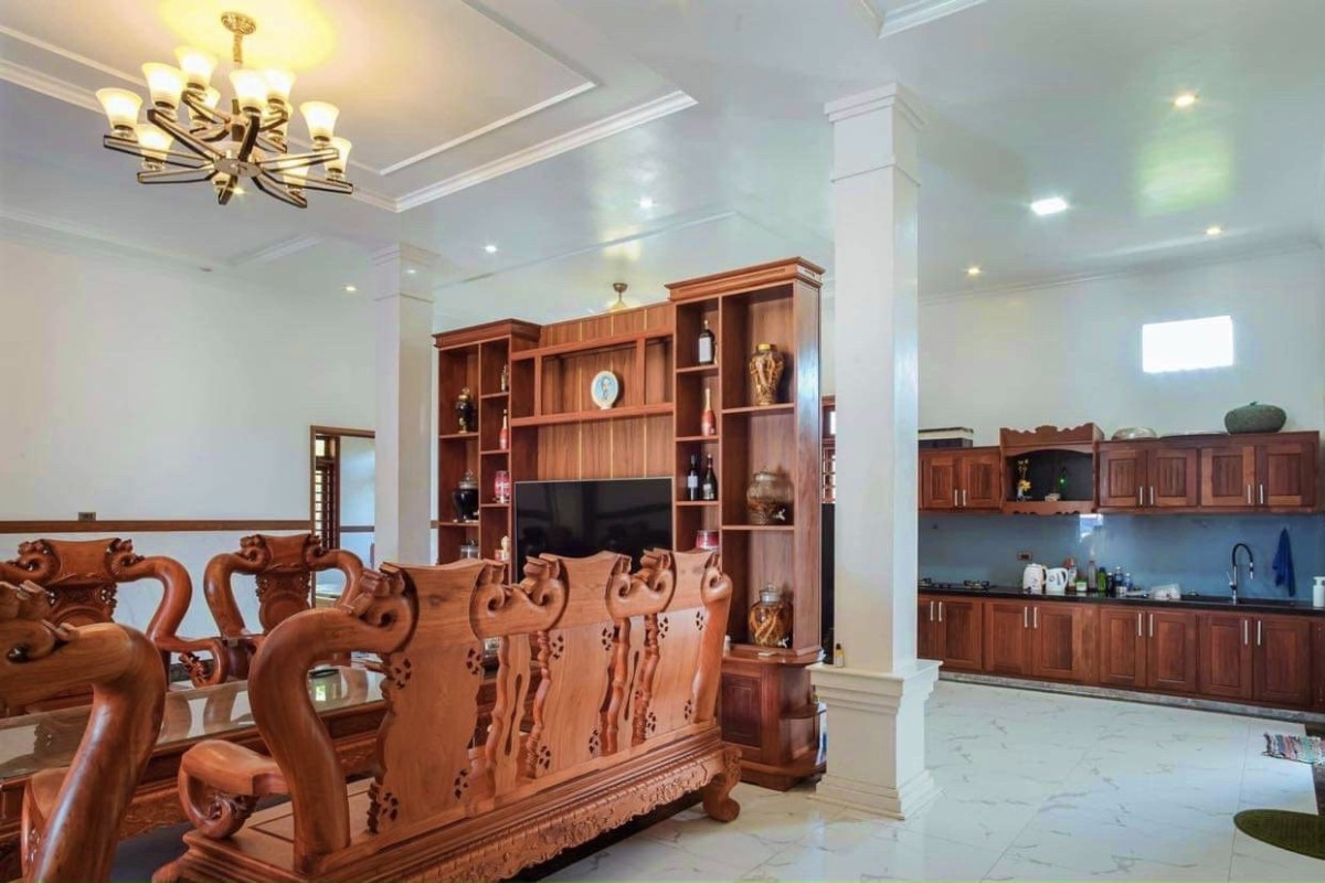 Nhà lầu diện tích 200m2 ngay trung tâm Quận Ninh Kiều đường Trần Hưng Đạo