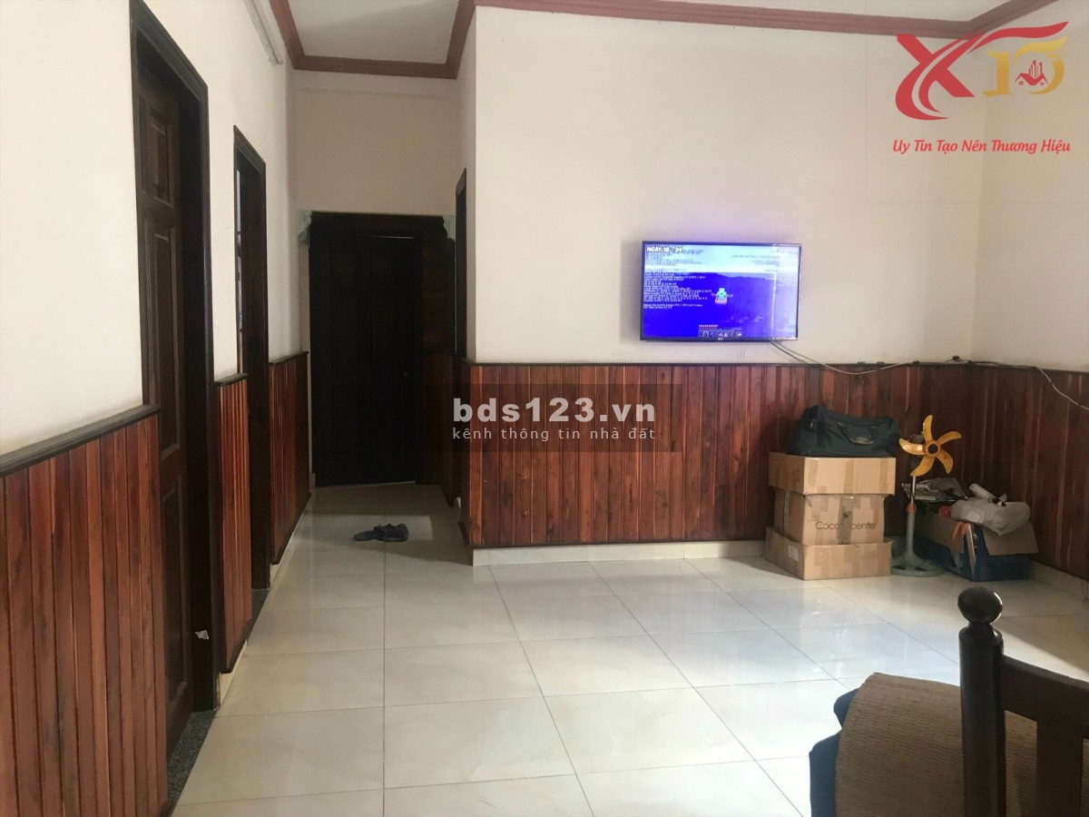 Bán nhà 1 trệt 1 lầu 253m2 sổ riêng thổ cư, gần trường THCS phường Bình Đa