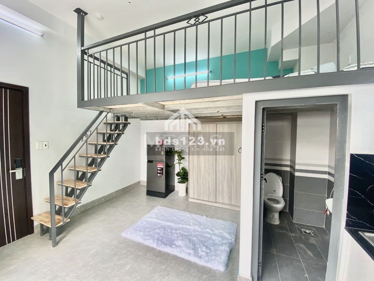 Khai trương phòng ao cấp rộng 40m2 gác 2m mới xây 100%, cửa sổ ban công riêng ngay ngã Tư Ga