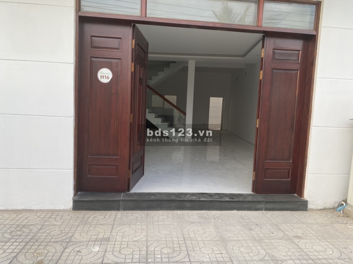 Bán gấp shophouse dự án Champaca, khu vực làng đại học đang phát triển rất mạnh đường Thống Nhất