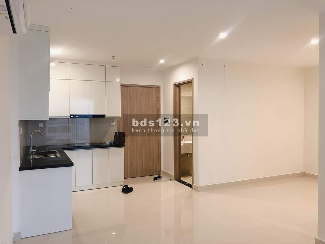 Cần bán căn hộ chung cư 75m2, 3 phòng ngủ giá 2,4 tỷ tại Vinhomes Ocean Park