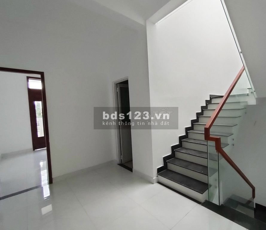 Bán gấp shophouse dự án Champaca, khu vực làng đại học đang phát triển rất mạnh đường Thống Nhất