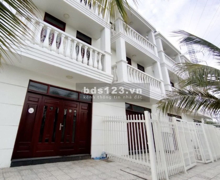Bán gấp shophouse dự án Champaca, khu vực làng đại học đang phát triển rất mạnh đường Thống Nhất