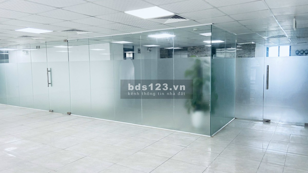 Cho thuê văn phòng toà nhà D'Office tại Thành Thái, tiện ích đầy đủ