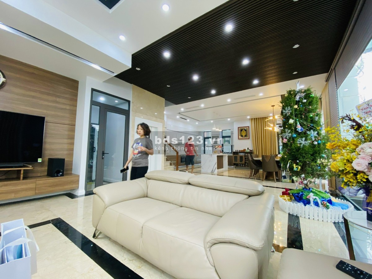 Vinhomes Imperia Em có căn song lập Paris 200m2 hoàn thiện cực đẹp giá hợp lý