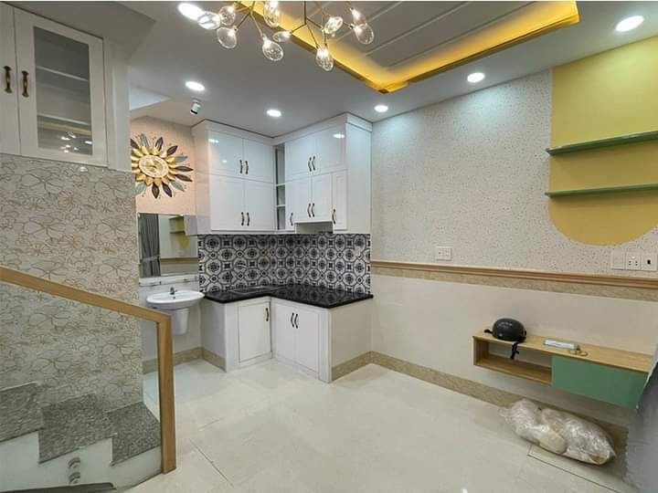 Bán nhà Quận Gò Vấp, đẹp mê ly DTSD 30m² x 4 tầng chỉ có 2 tỷ đồng