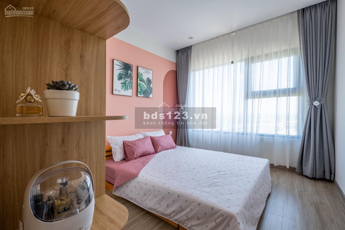 Chuyển nhượng gấp căn góc 2PN+1,2WC giá 1,9 tỷ tại Vinhomes Ocean Park