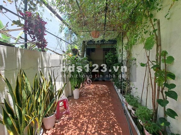 Bán nhà view công viên vị trí thiên thời địa lợi nhân hòa luôn mát mẻ
