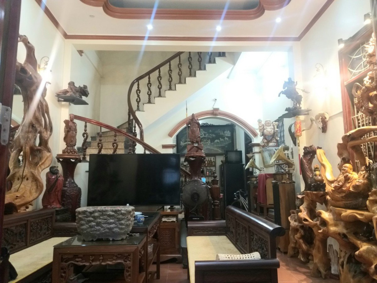 Bán Nhà Riêng Hoàng Mai duy nhất 1 căn lô góc ô tô đỗ cửa dtsd 60m2 giá chỉ 6 tỷ nhỉnh
