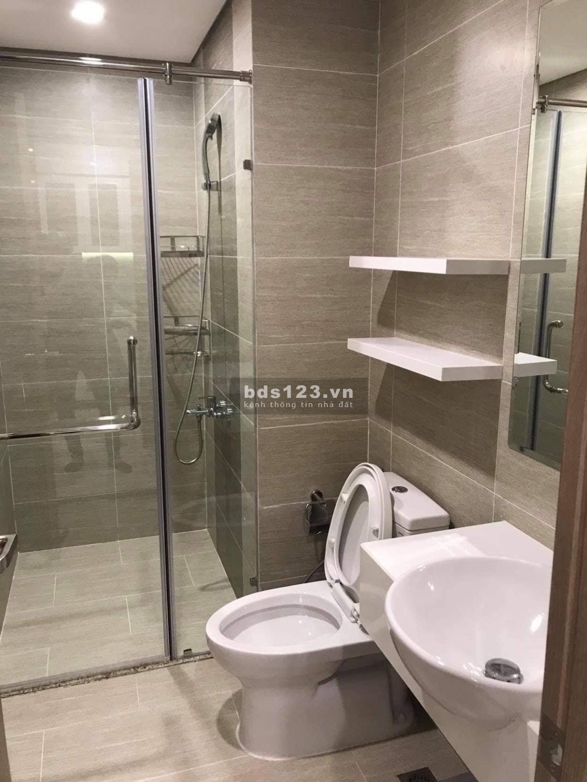 Cần bán căn hộ 1PN+ đầy đủ nội thất thiết kế mới và đẹp - Giá chỉ 1.9 tỷ bao thuế phí